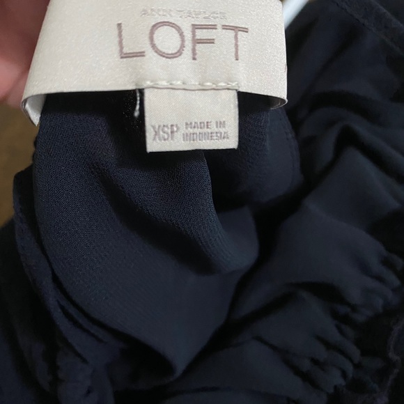 ❤️ NWOT Loft layered Halter - Picture 4 of 7